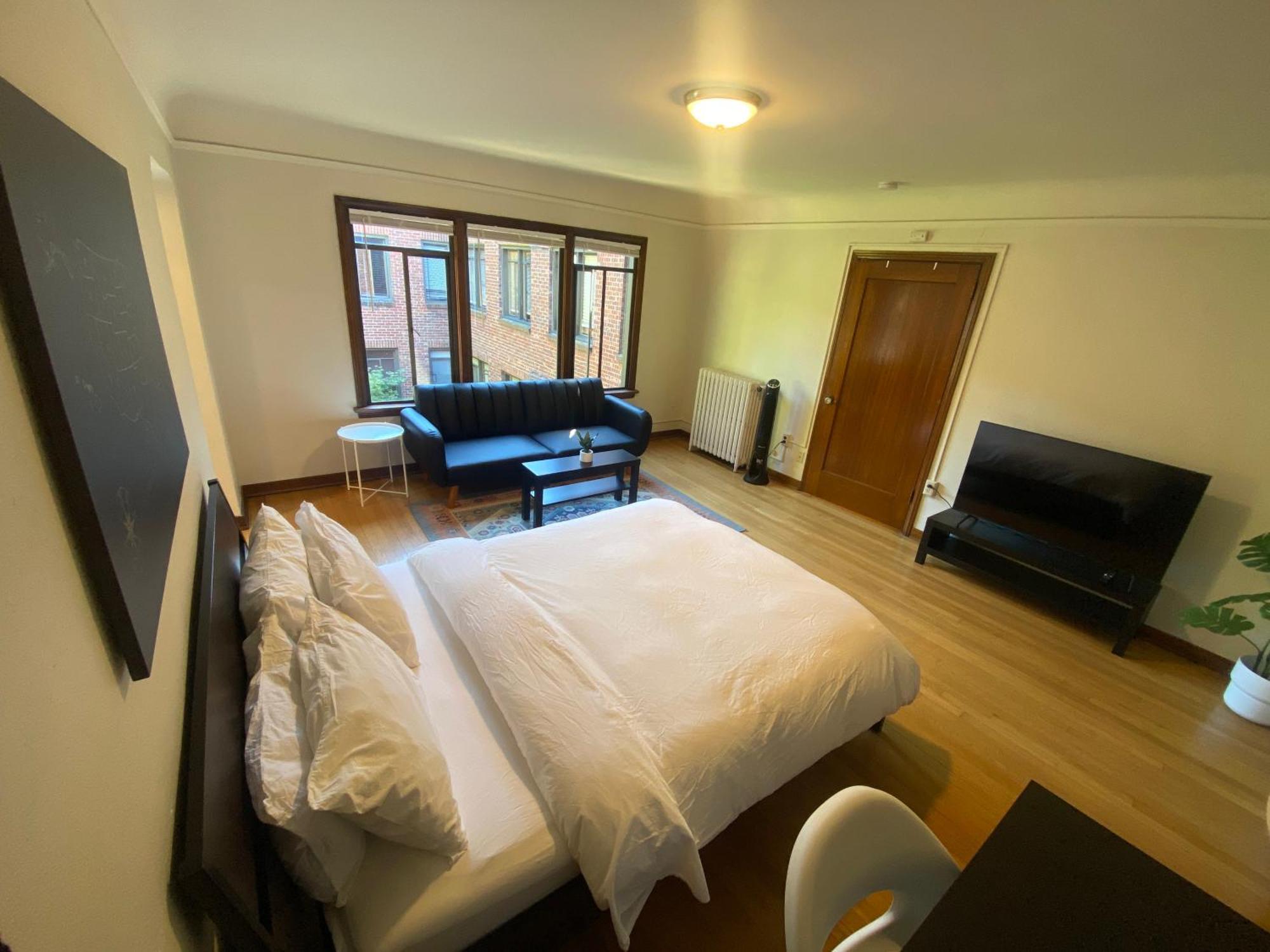 Furnished Apartments - Climate Pledge Arena Next Door ซีแอตเทิล ภายนอก รูปภาพ